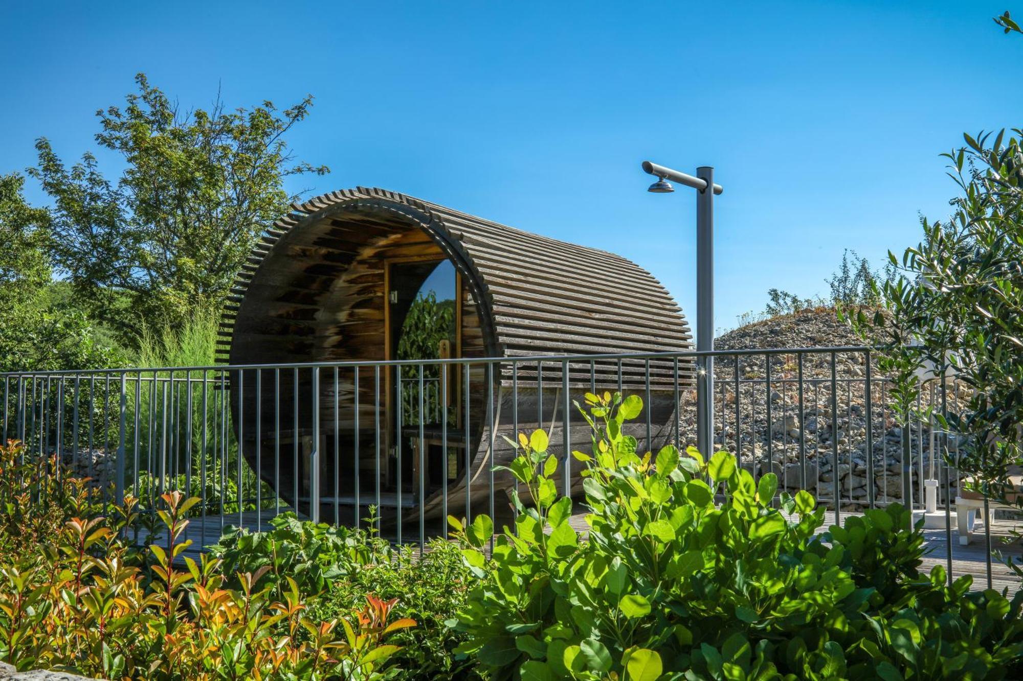 Logis Auberge Les Murets Hotel Restaurant Spa Chandolas Екстериор снимка