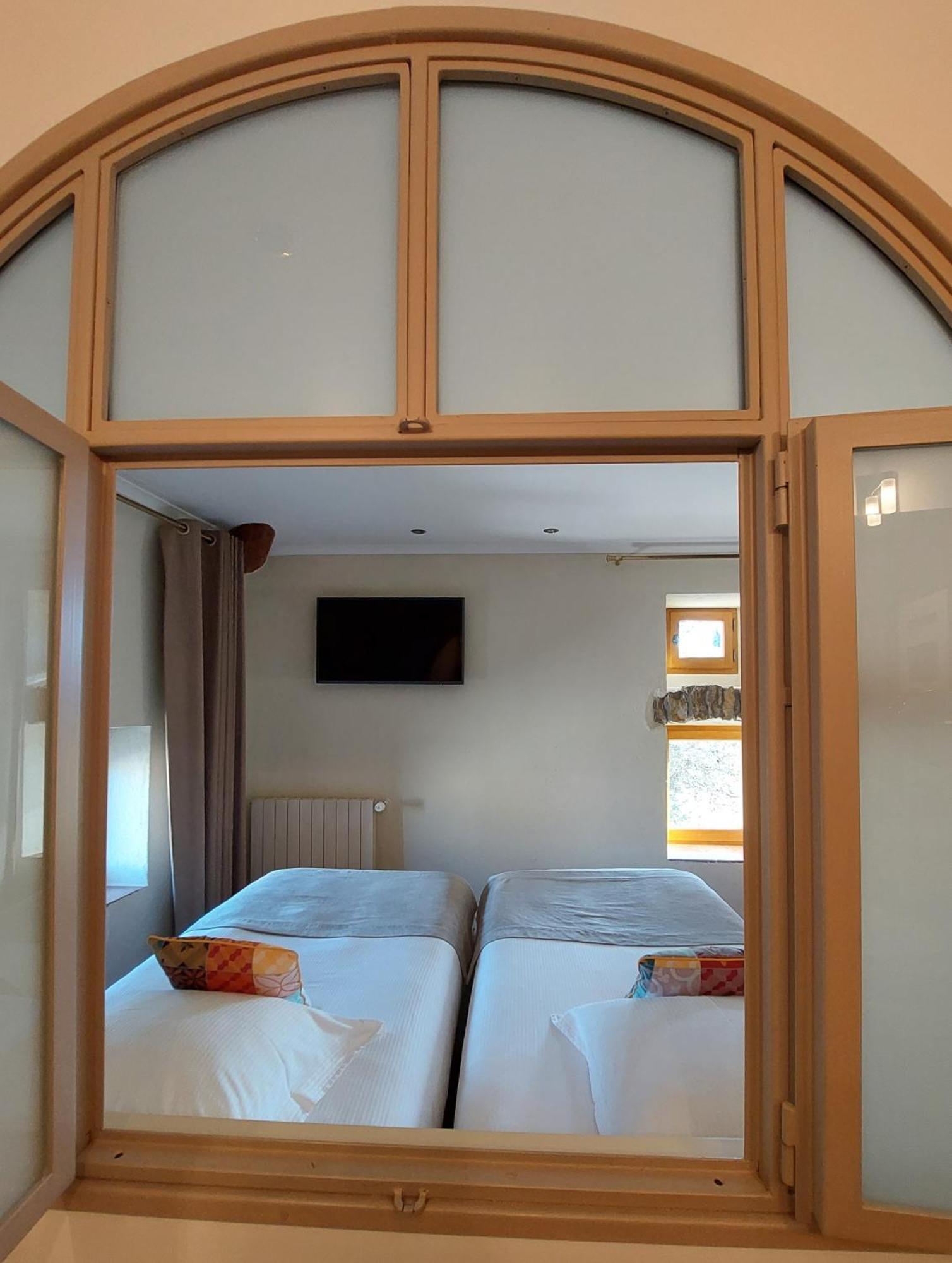 Logis Auberge Les Murets Hotel Restaurant Spa Chandolas Екстериор снимка