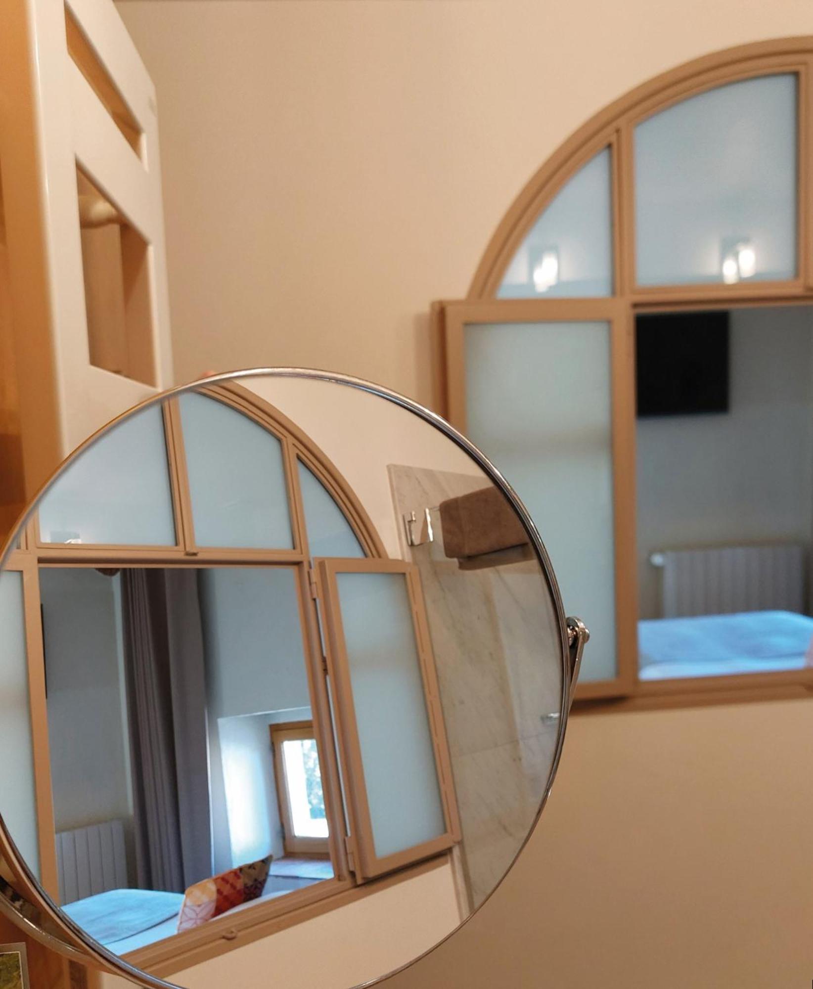 Logis Auberge Les Murets Hotel Restaurant Spa Chandolas Екстериор снимка